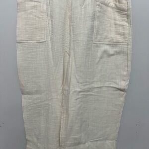 Straight-Leg Women's Cream Pants with Front Patch Pockets